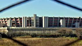 Pestaggi e torture in carcere, arrestati tre agenti di Sollicciano