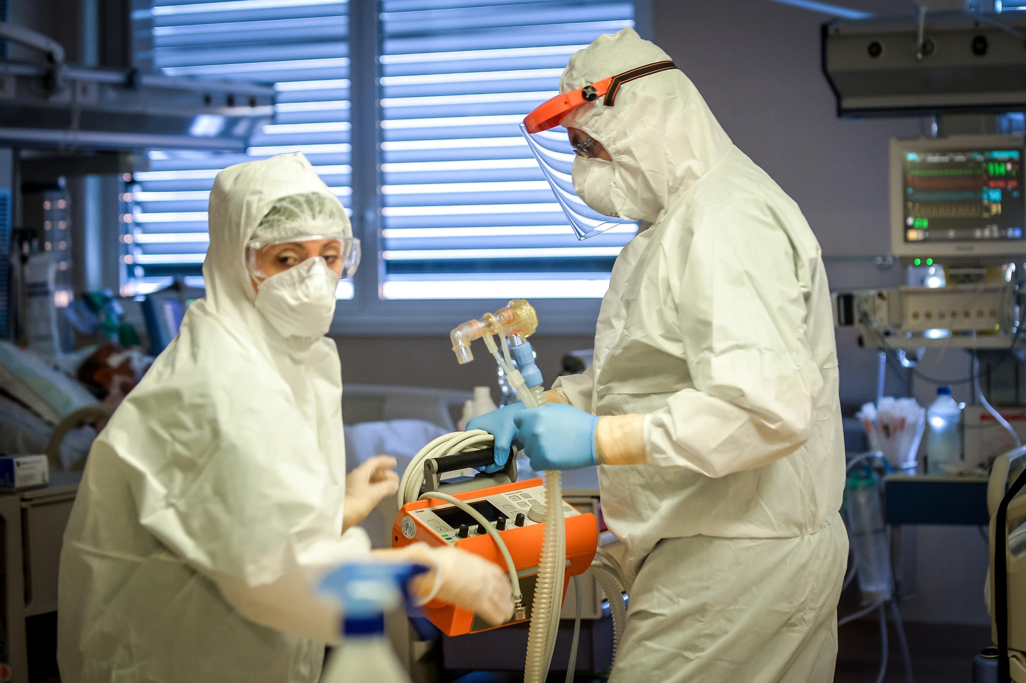 Morte altre nove persone positive al Covid: tre provenivano da case protette. I nuovi contagi sono 152 