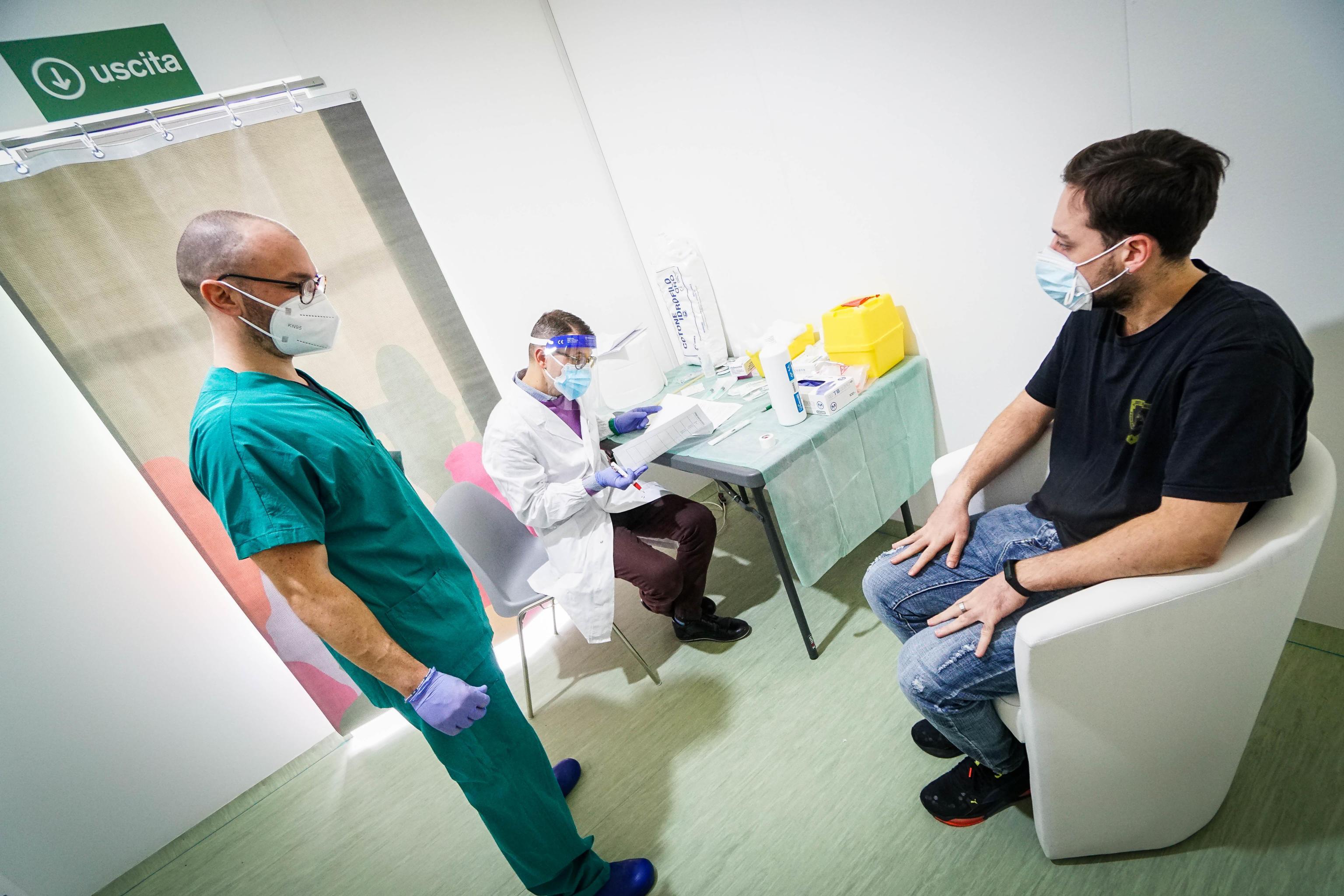 Vaccini, in Sardegna verso il 40 per cento delle somministrazioni 