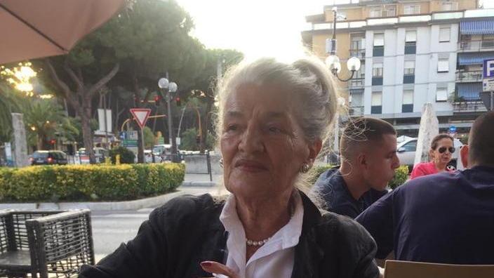 Addio a Mina Davoli, portò la moda in città con la sua mitica boutique
