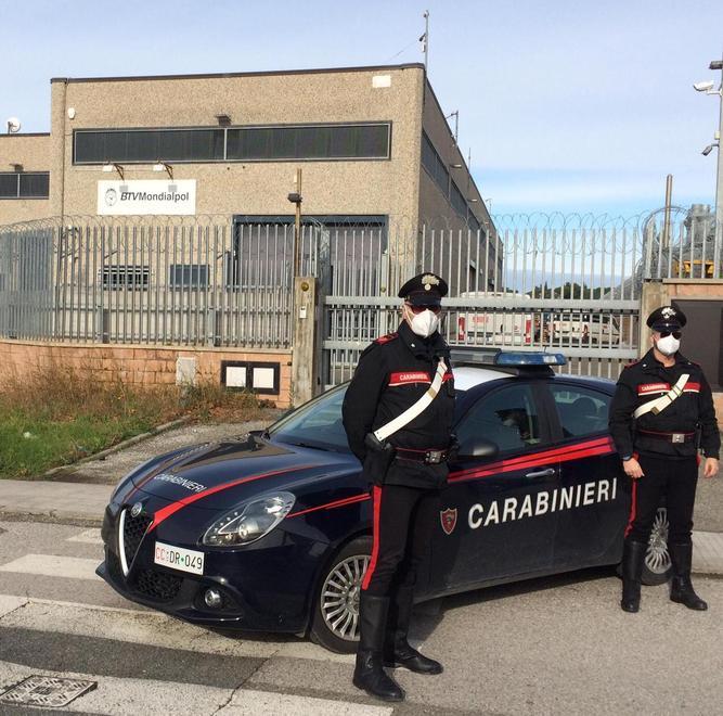 Sventato l’assalto armato alla Mondialpol In un ovile c’era un arsenale: 32 arresti 