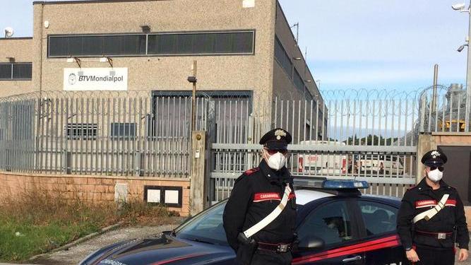 Sventato l’assalto armato alla Mondialpol In un ovile c’era un arsenale: 32 arresti