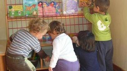 Nidi meno cari per le famiglie Tagli alle rette dei servizi