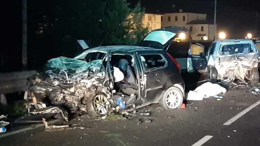 Scontro tra auto a Reggiolo: morto l'ex capo della sala Bingo