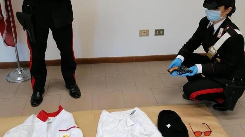 Presi dai carabinieri i due rapinatori della gioielleria Pasquali di Pallerone