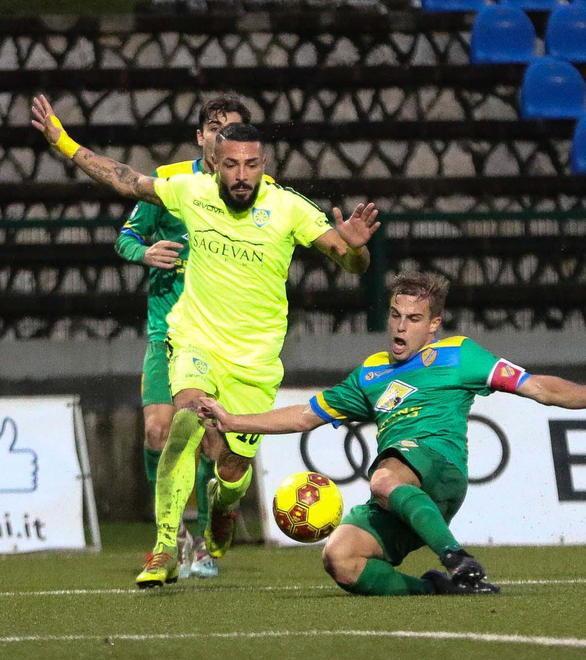 La gara sarà diretta da Carella di Bari