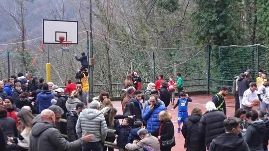 «Il campo di basket avrà il nome di Kobe»