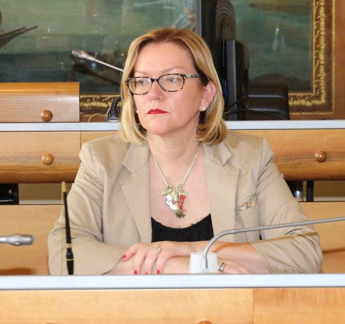 Malavasi: «Necessario partire con i vaccini anche ai docenti»