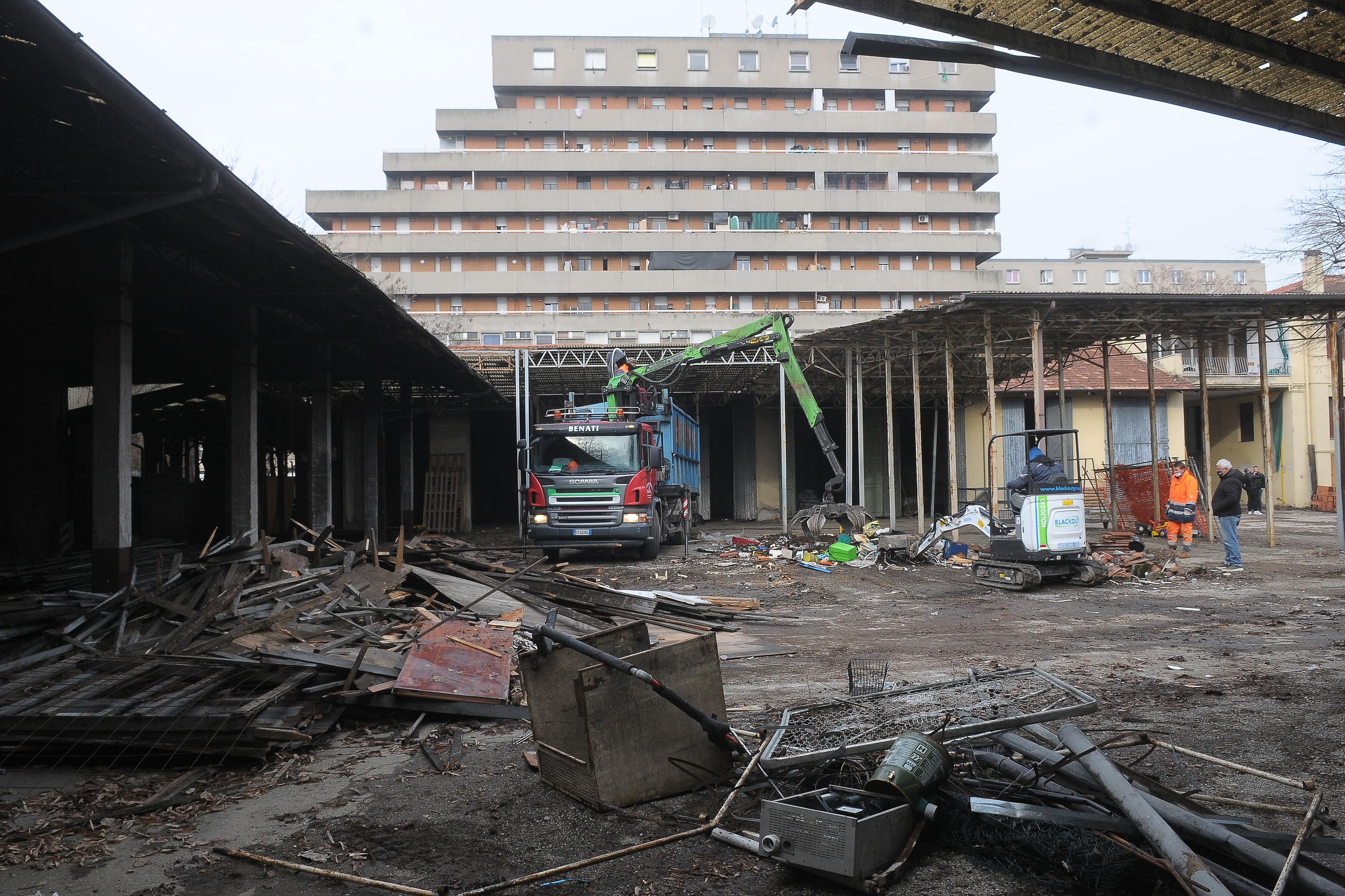Modena Alla Ex Baroni sigillata la casa: era il rifugio degli sbandati 