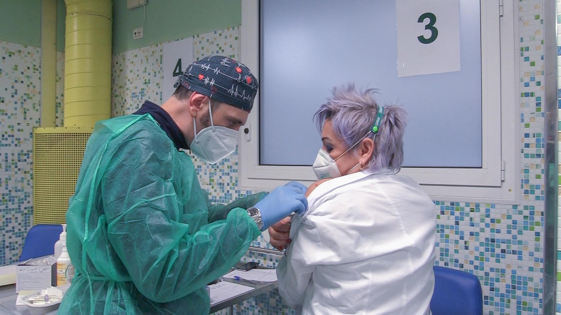 Coronavirus, c’è un valore che spinge l’Emilia in zona rossa, ma Bonaccini: «Non passerà»