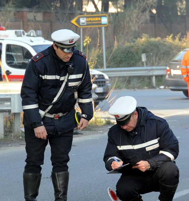 L’Uil: «Smantellata la Polizia municipale Non ha neanche una propria sede» 
