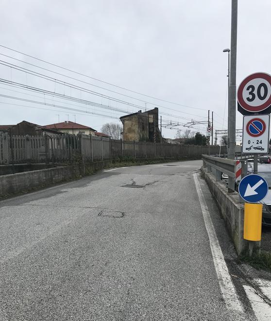 «Auto troppo veloci in via del Fossetto»