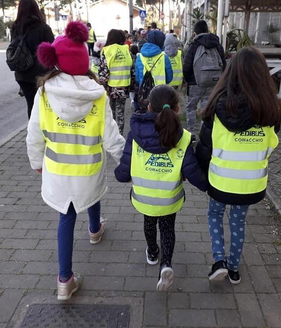 Comacchio, le scuole chiuse dividono i genitori: è anarchia 