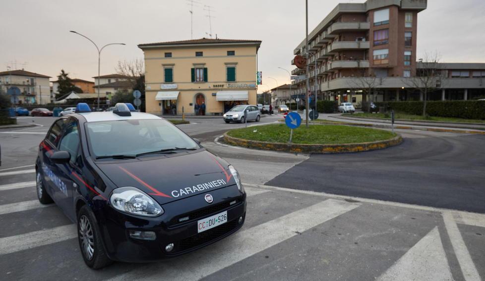 Ferito nell'esplosione di un ordigno: la verità dalle telecamere 