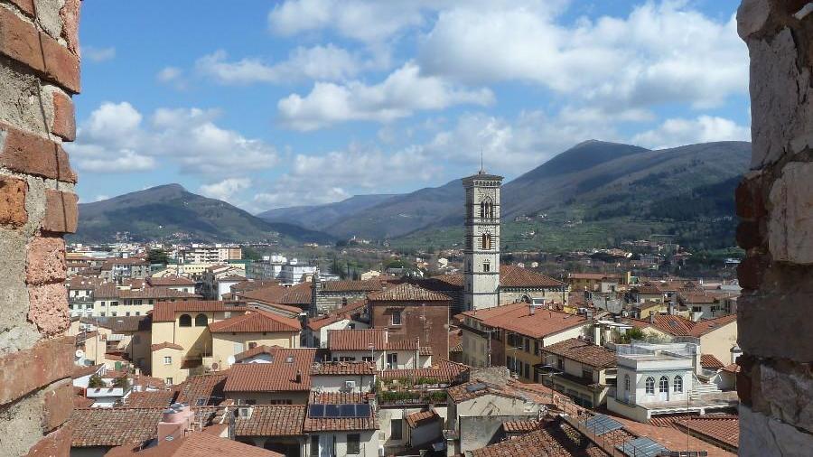 Una veduta del centro storico di Prato