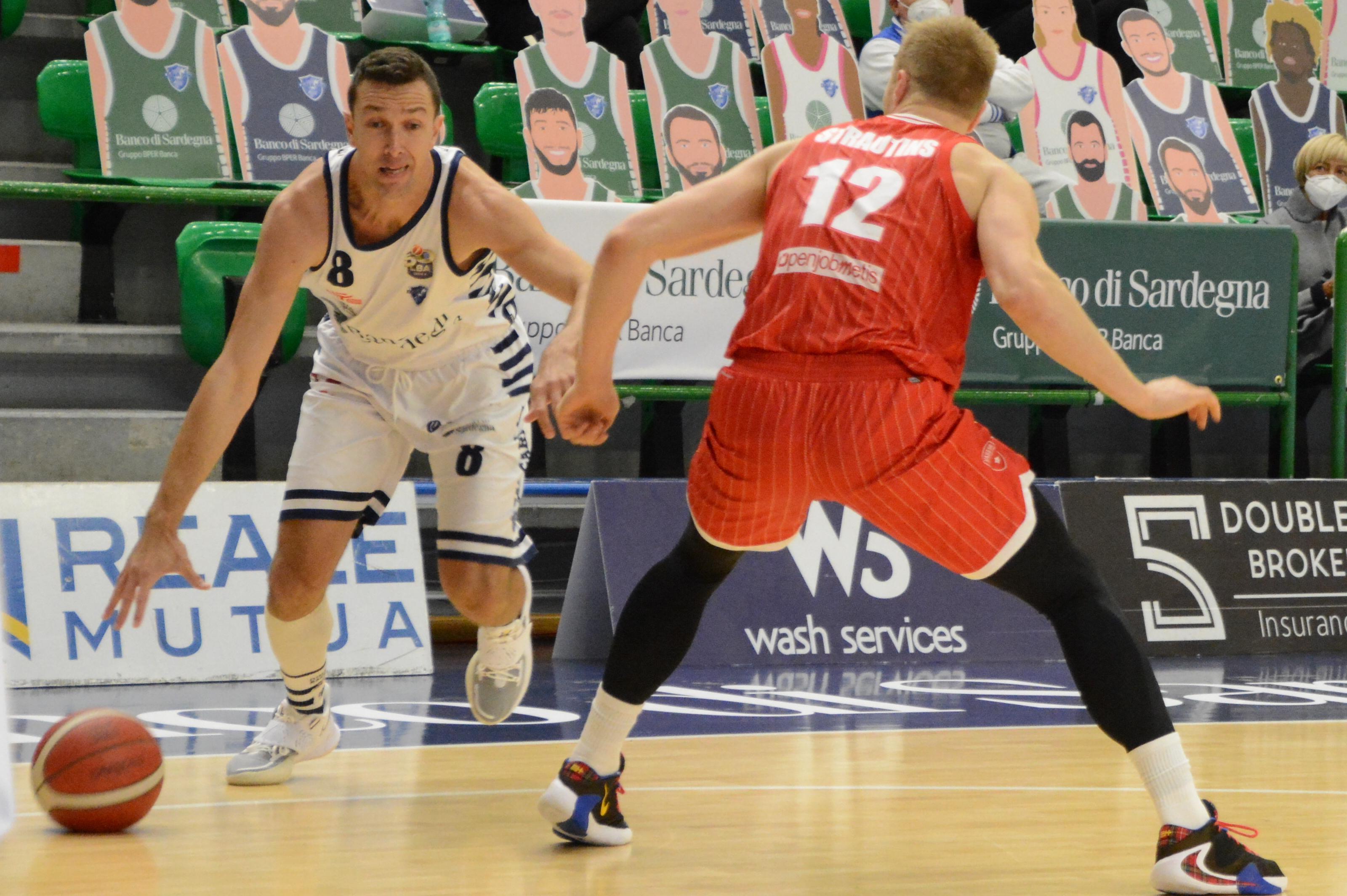 Jack Devecchi in azione in questa stagione contro Varese