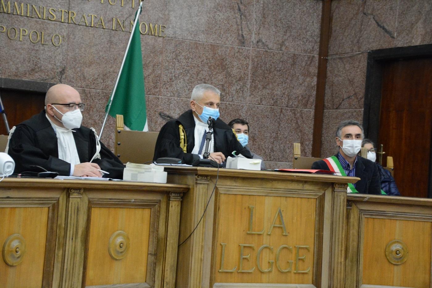 La corte d'assise di Sassari presieduta da Massimo Zaniboni