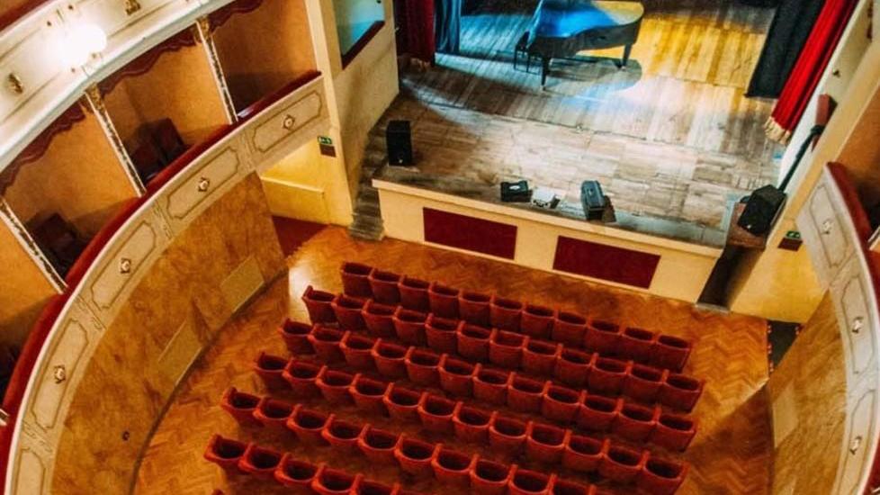 Chille de la Balanza lanciano la “Resilienza civile del teatro”