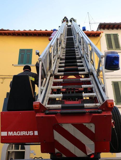 Niente autoscala e poco personale, sciopero dei pompieri 