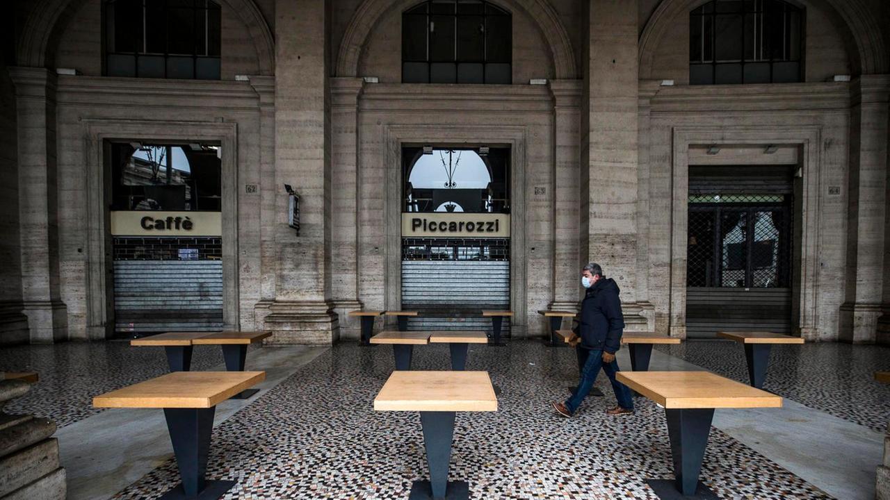 Troppe feste, arriva un’altra stretta