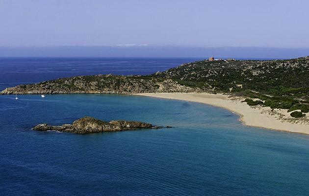 Domus de Maria, cade dalla scogliera di Capo Spartivento e muore 