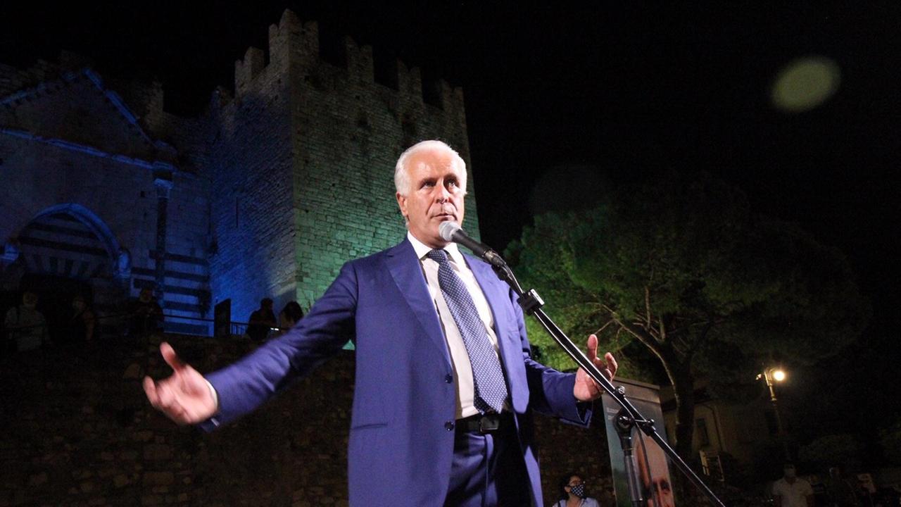 Coronavirus, la previsione di Giani: "Con questi dati zona gialla anche la prossima settimana"