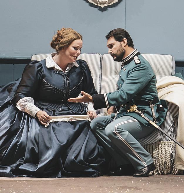 Una scena di “Linda di Chamounix” di Donizetti da venerdì sul sito del Maggio per un mese