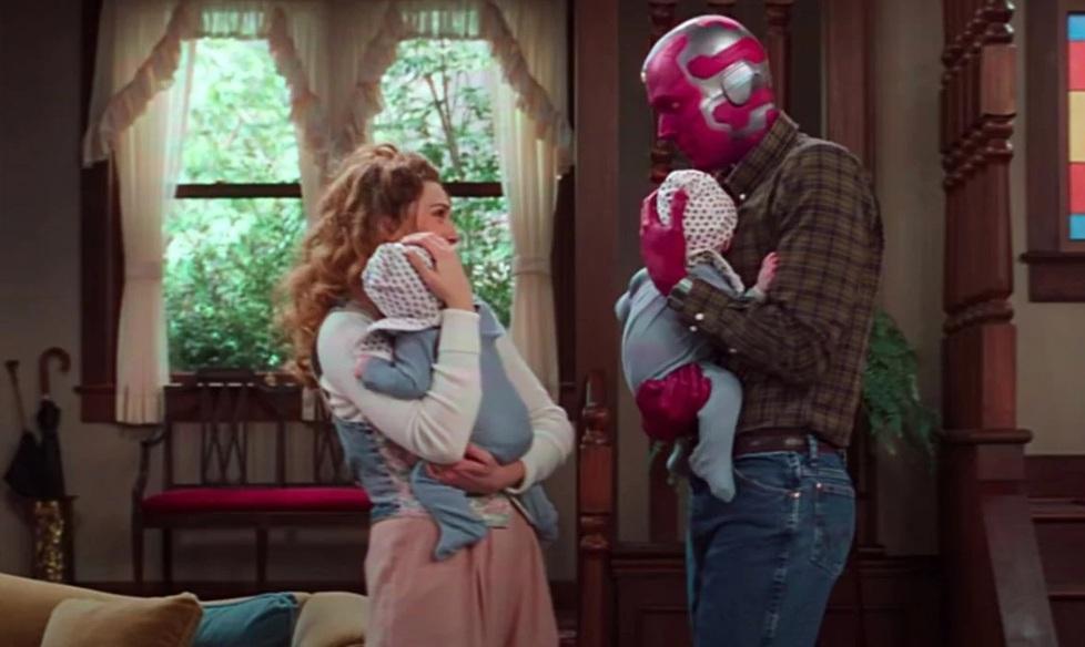 “WandaVision” la commedia si fonde col mondo Marvel 