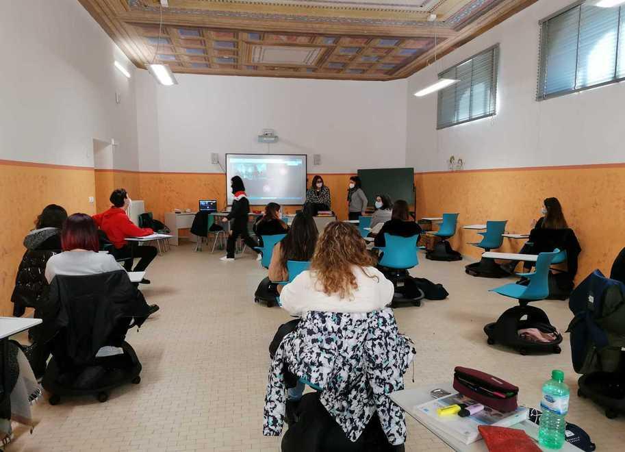 Superiori riaperte al 50% «Così possiamo farcela» 
