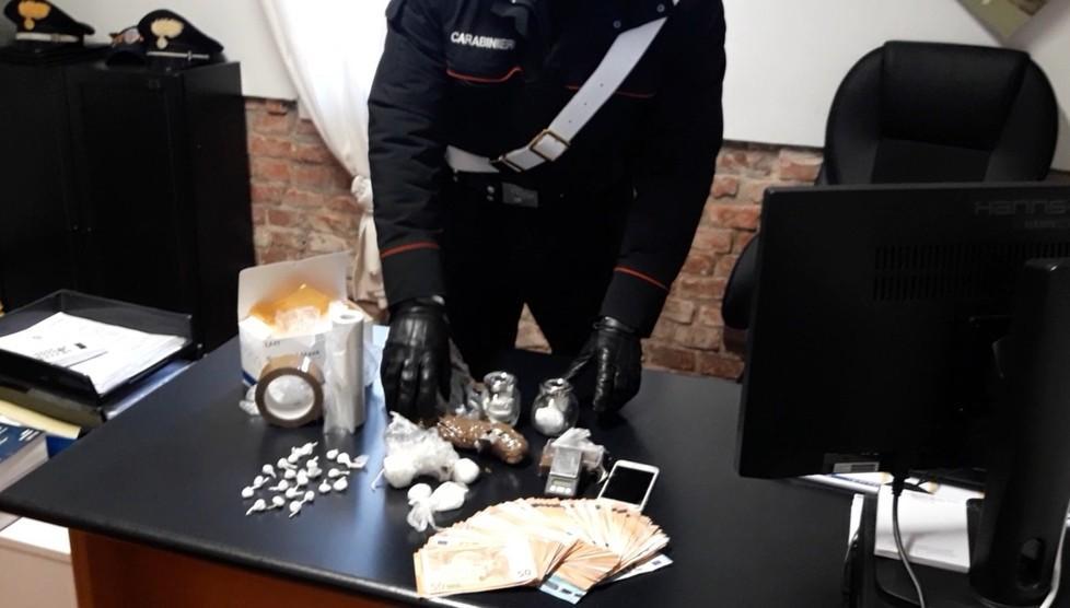 L’alto tenore di vita tradisce lo spacciatore che finisce in manette 