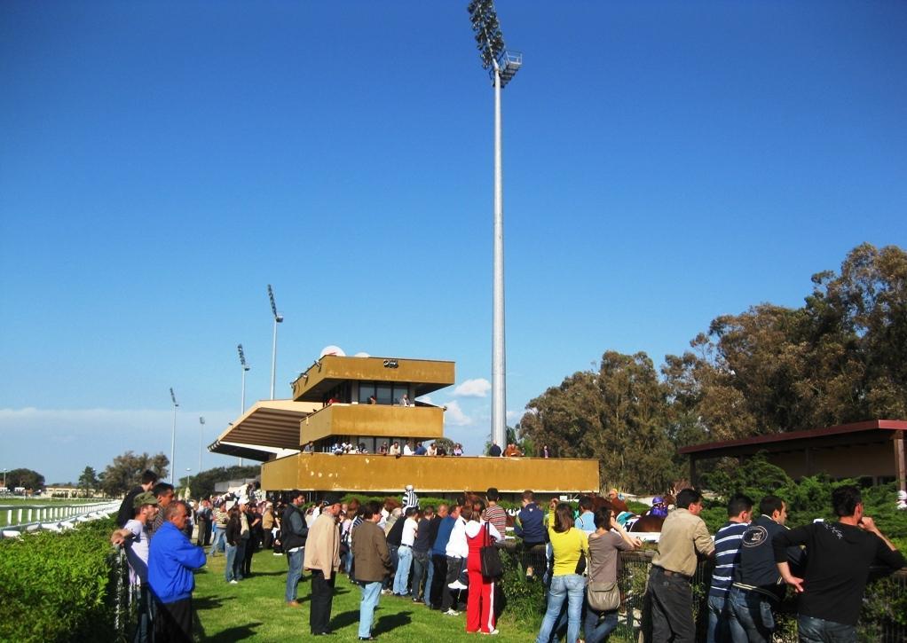 Il gruppo Prospettive: «Comune senza idee sull’ippodromo»