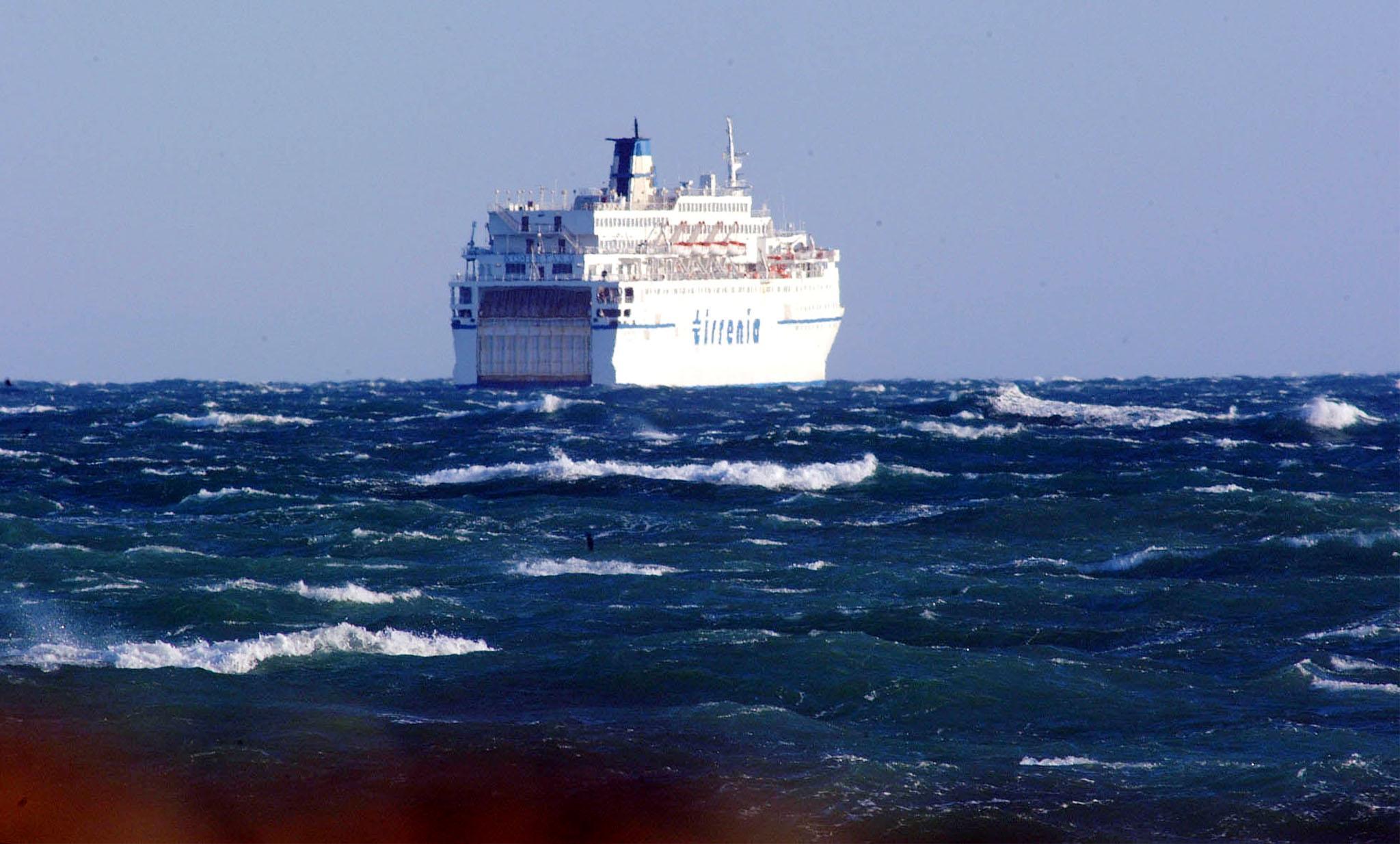 Maltempo, dirottata a Olbia la nave partita da Genova per Porto Torres