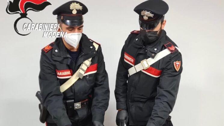 Carpi. Lo trovano con alcune dosi di cocaina: 42enne nei guai