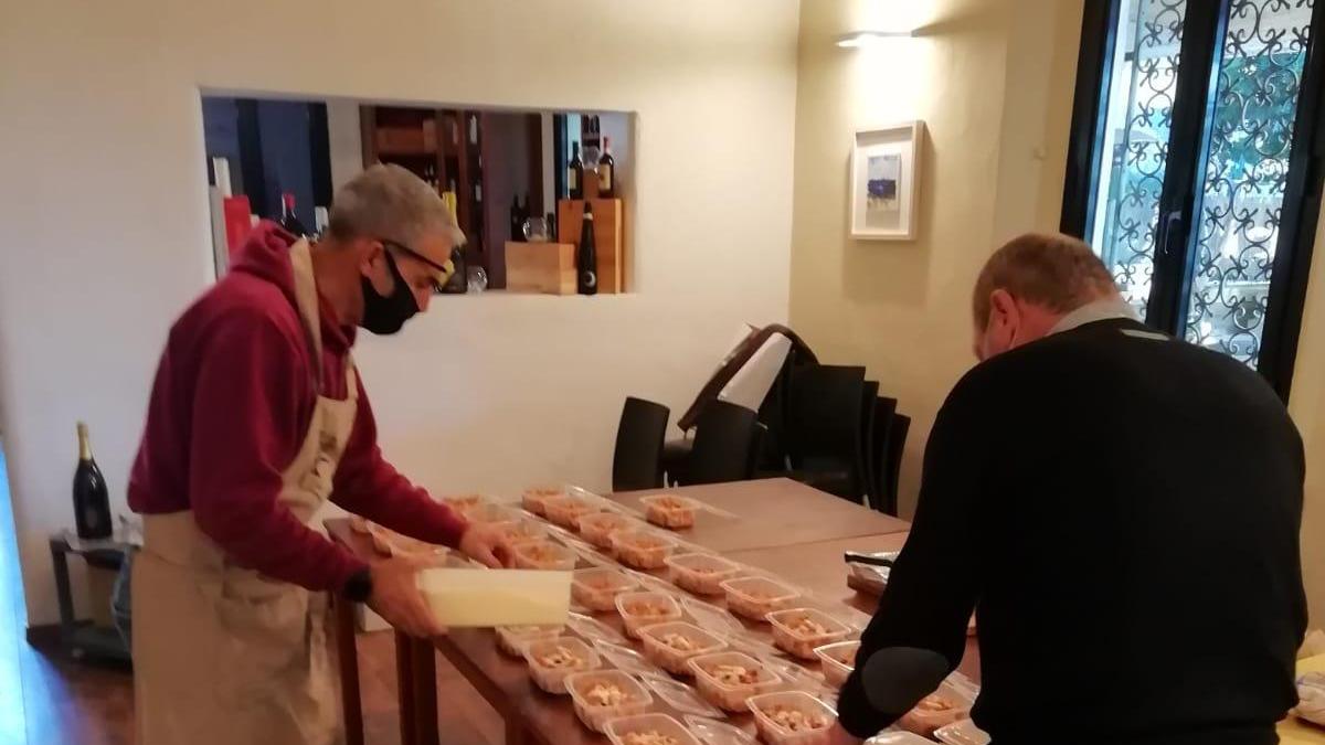 La Stazione di Castiglioncello e i Bolliti regalano 30 pasti a settimana a chi è in difficoltà