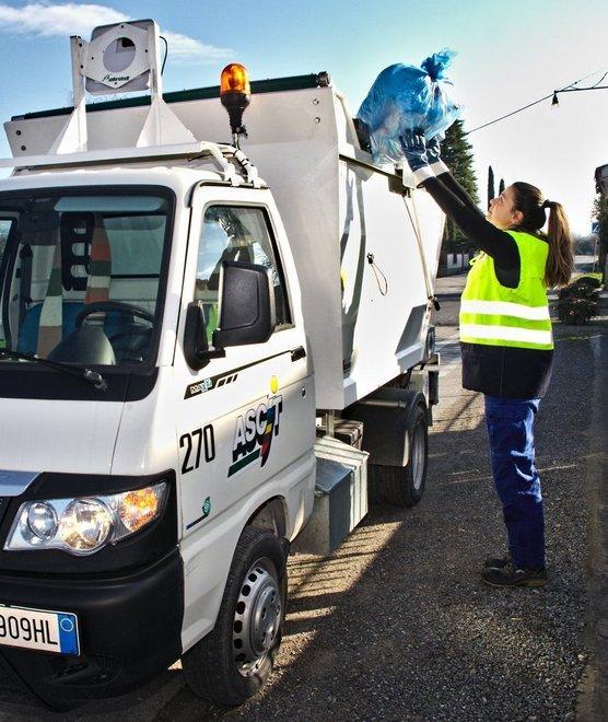 “Acchiapparifiuti” servizio anti discariche 