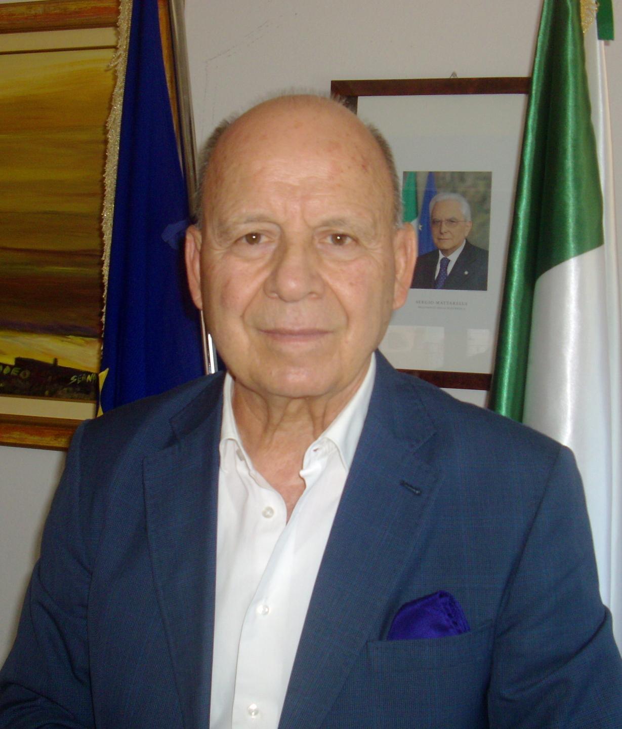 Un calendario speciale dedicato ai centenari del paese