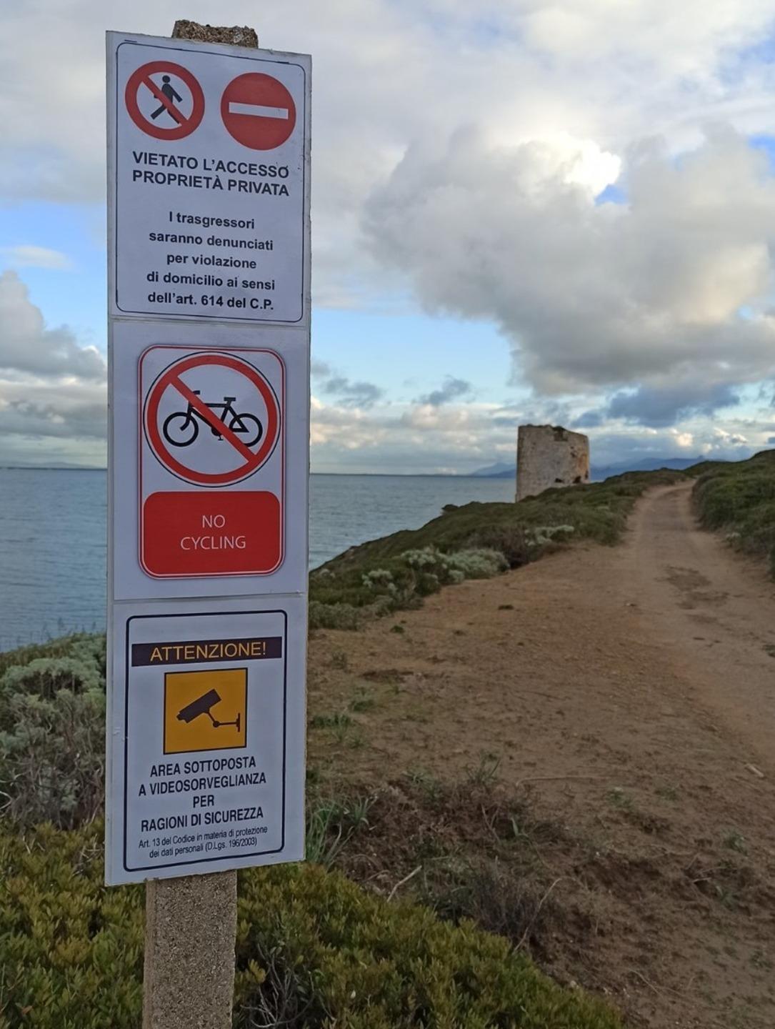 Cabras, un falso divieto inganna turisti e residenti 