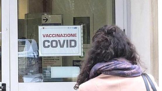 Vaccinazioni, un clic per prenotarsi e quali i moduli da compilare
