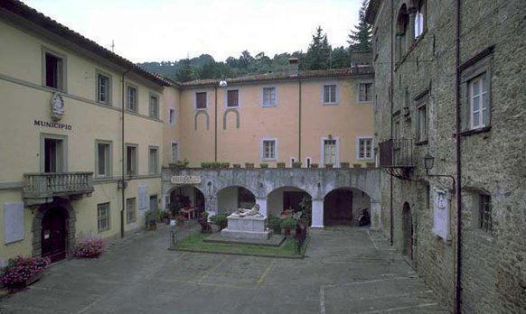 Contagi in municipio, la minoranza: il sindaco lo ha tenuto nascosto 