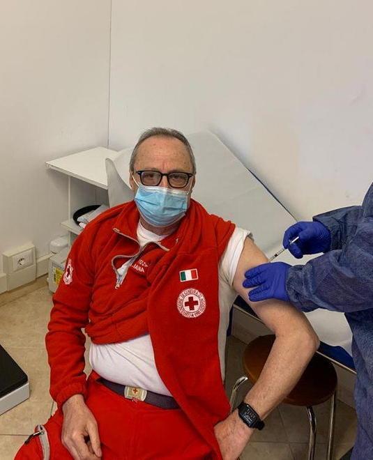 «Sulle ambulanze più sereno ora che ho fatto il vaccino» 