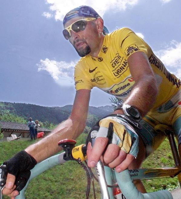 Cassani acquista la bici di Pantani e la dona a Tonina 