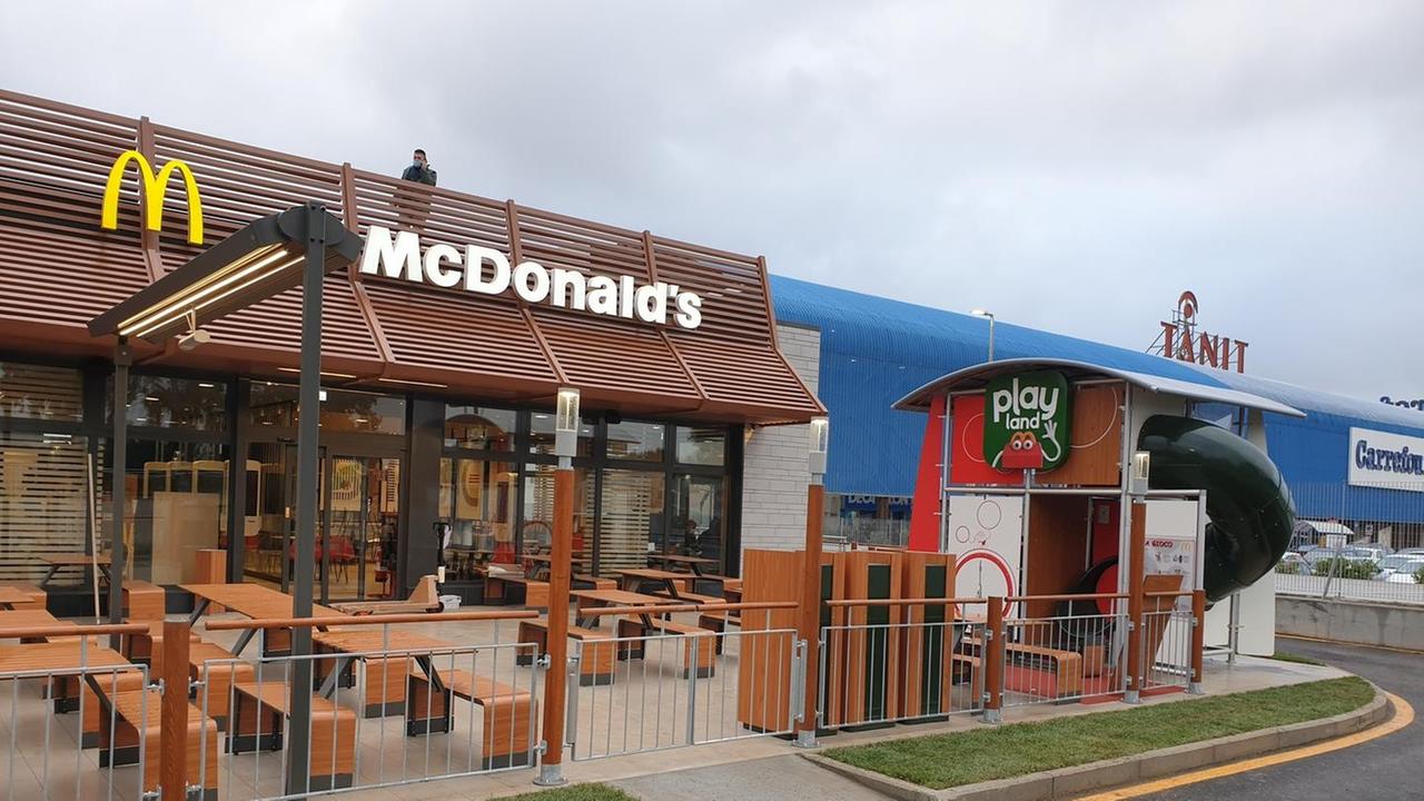 Sassari, il  nuovo McDonald’s accende i motori 