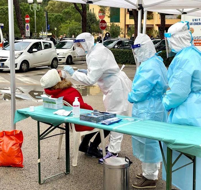 Il Covid mette in quarantena tutta la polizia municipale di Campo nell'Elba