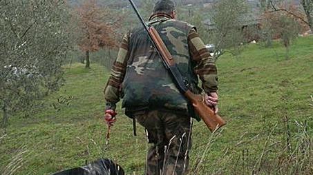 Incidente di caccia a Villamassargia, 56enne ferito a una gamba 