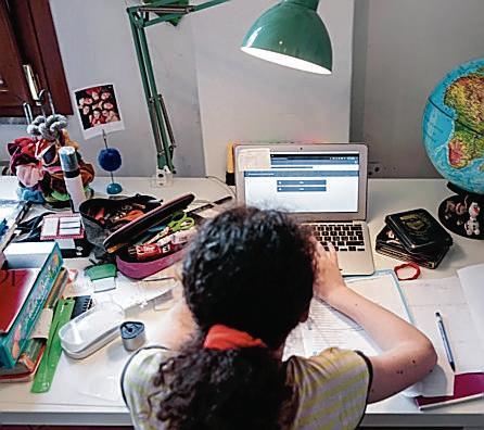 Scuola. Il Tar accoglie il ricorso contro il prolungamento della Dad in Emilia Romagna 