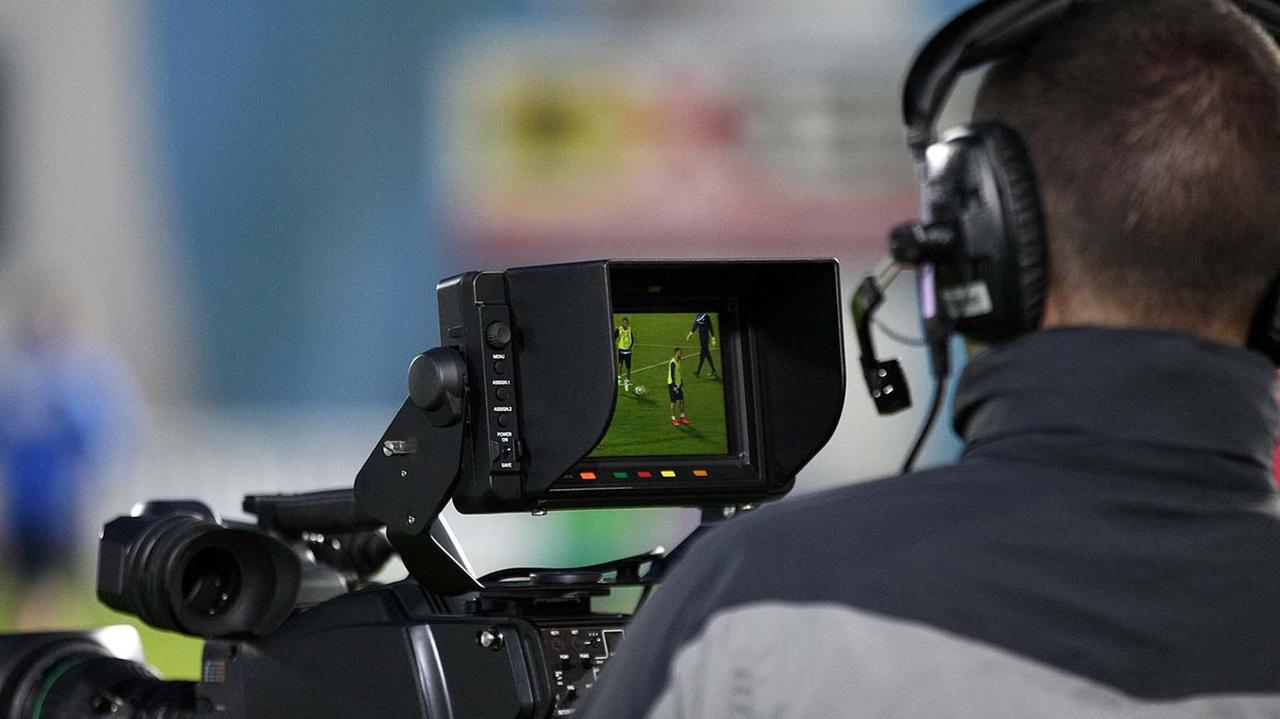 C’è un pacco di Amazon: consegna la serie A. Bezos in gara, ma solo per qualche match