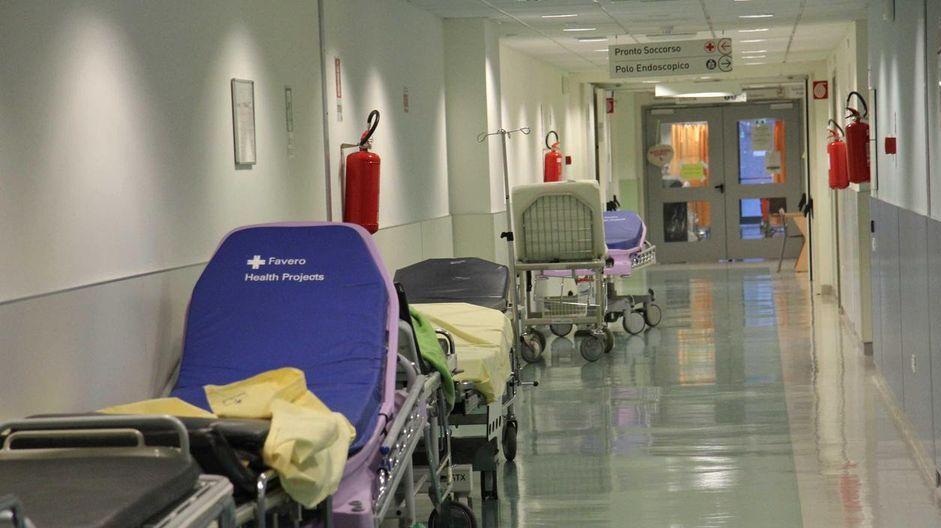 Va in ospedale per la sciatalgia e muore mentre la dimettono 