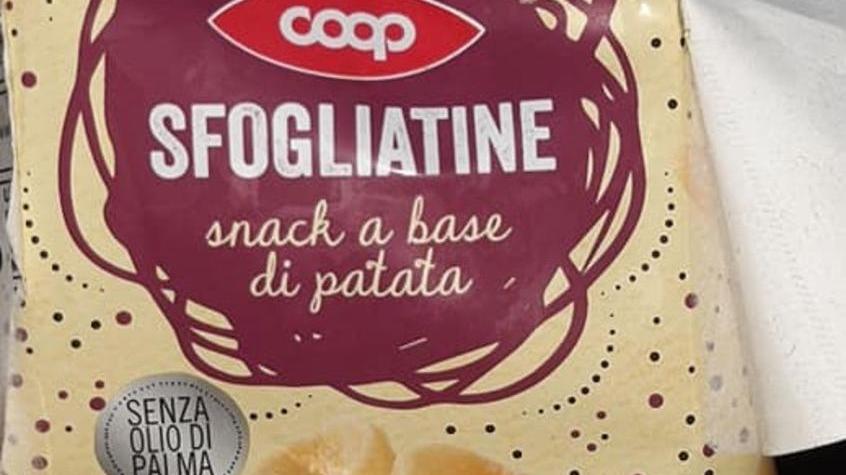 La confezione dove sono stati trovati gli escrementi