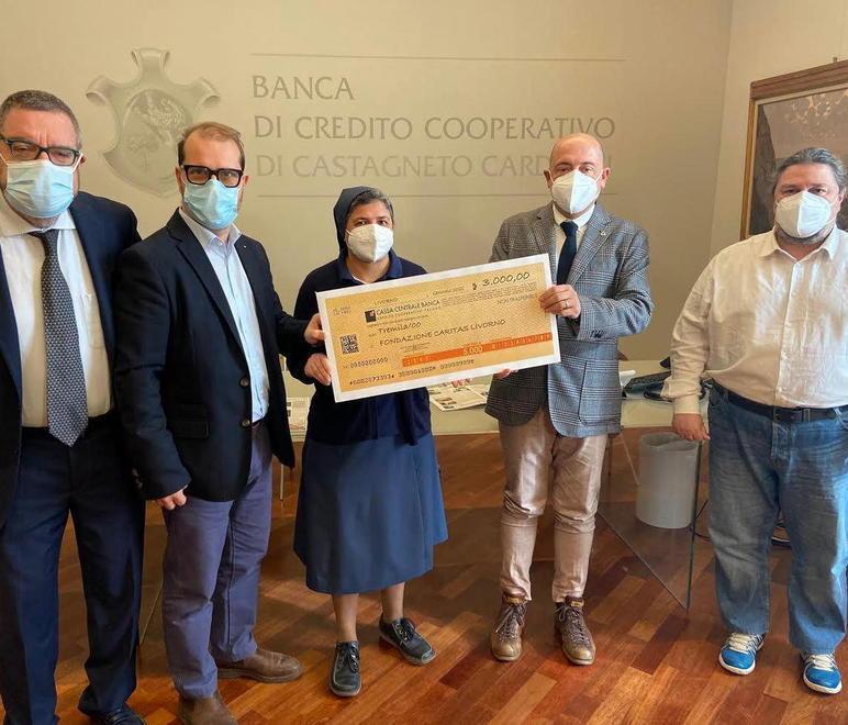 “Note di Natale” regalano 3000 euro alla Caritas 
