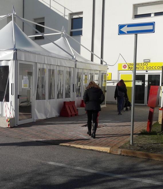 Sant’Anna sold out: «Distribuire meglio gli accessi fra Cona e gli altri ospedali» 